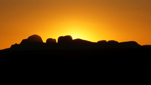 Sonnenuntergang hinter Kata Tjuta